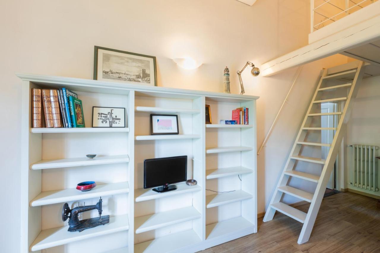Flat Juana -Bright Apartment Santa Maria Novella Флоренция Экстерьер фото